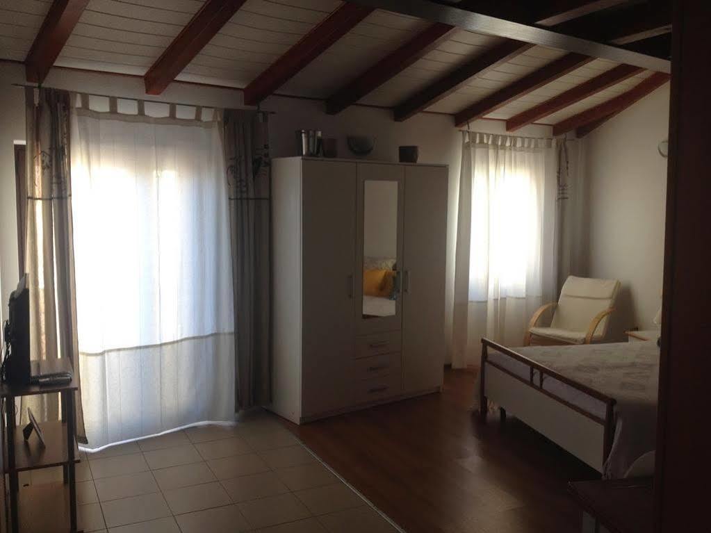 Guest House Pina Rovinj Luaran gambar