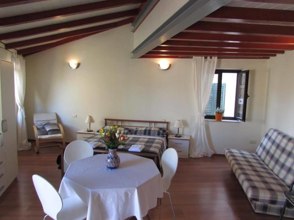 Guest House Pina Rovinj Luaran gambar